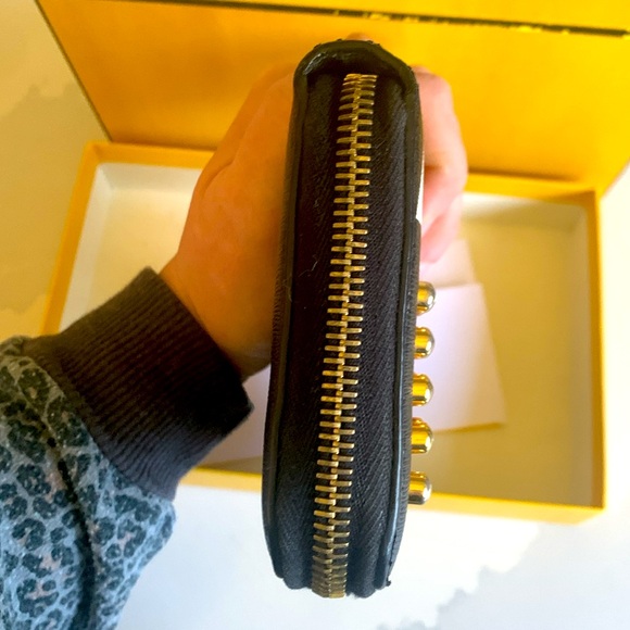 FENDI- RARE! Authentic 🍀 Ltd. Edition Monster Long Wallet- Full Incl. w/ COA/BOX - Picture 7 of 8